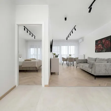 Harmonijny Z Widokiem Na Rzeke We Wroclawiu By Renters * Βρότσλαβ